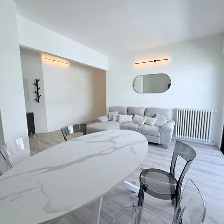 Apartment Residenza Luxury Porto 3 - Flexrent Immobiliare Abissinia Riccione