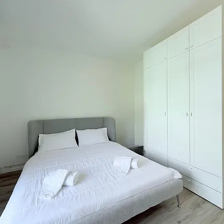 Residenza Luxury Porto 3 - Flexrent Immobiliare Abissinia Apartment