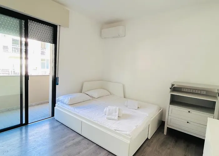 Flexrent Porto 3 - Flexrent Immobiliare Abissinia شقة ريتشيوني