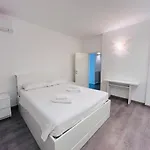 Flexrent Porto 3 - Flexrent Immobiliare Abissinia * Riccione