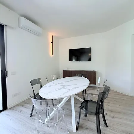 Residenza Luxury Porto 3 - Flexrent Immobiliare Abissinia Lejlighed