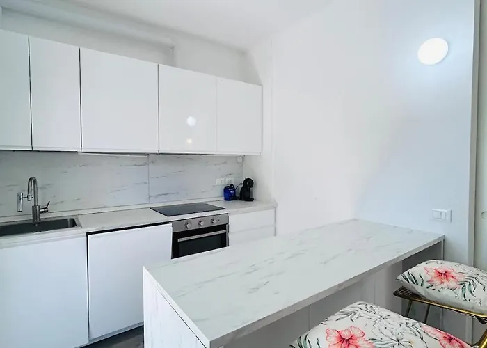 Flexrent Porto 3 - Flexrent Immobiliare Abissinia * Riccione